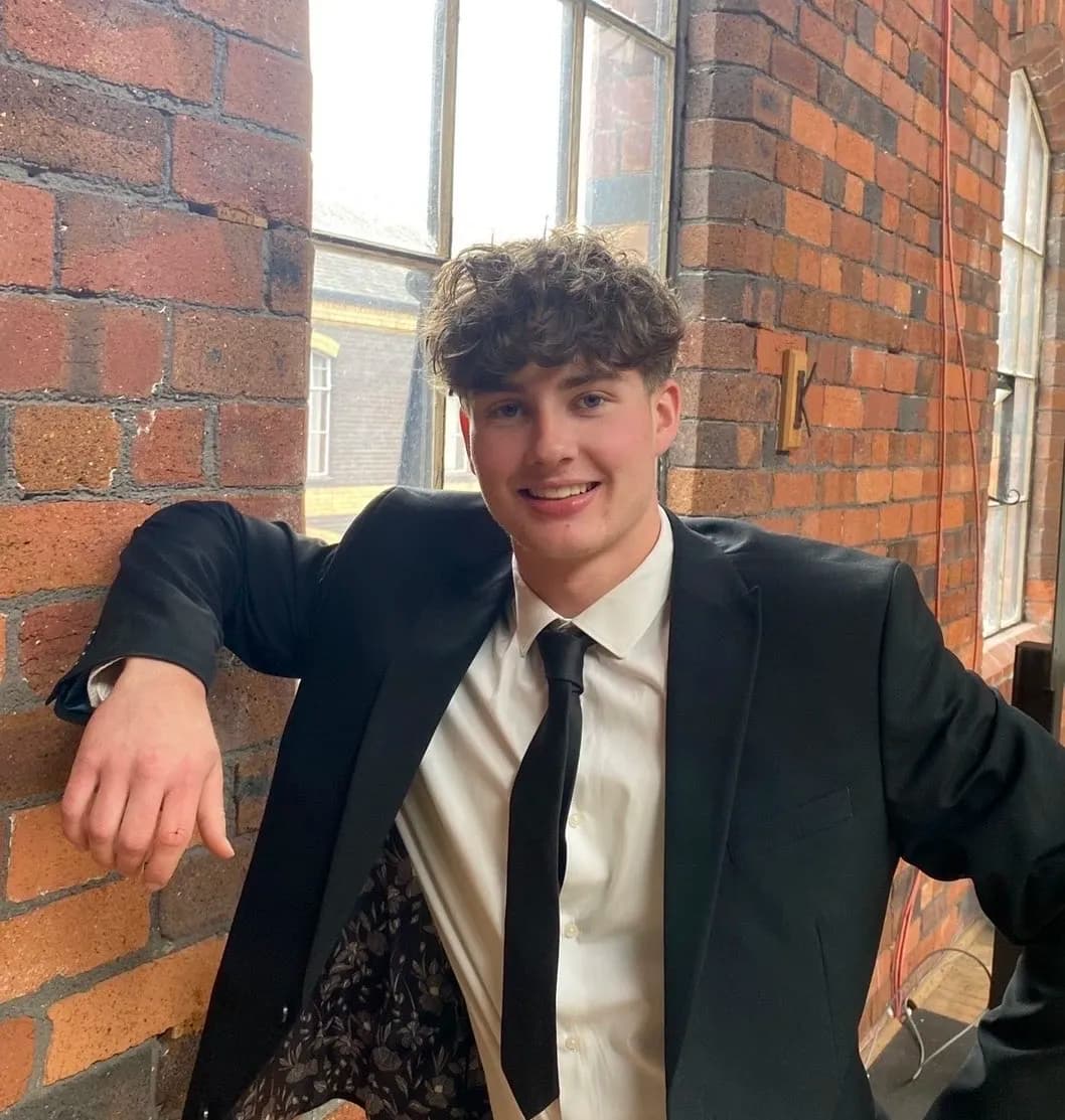 Charlie profile picture